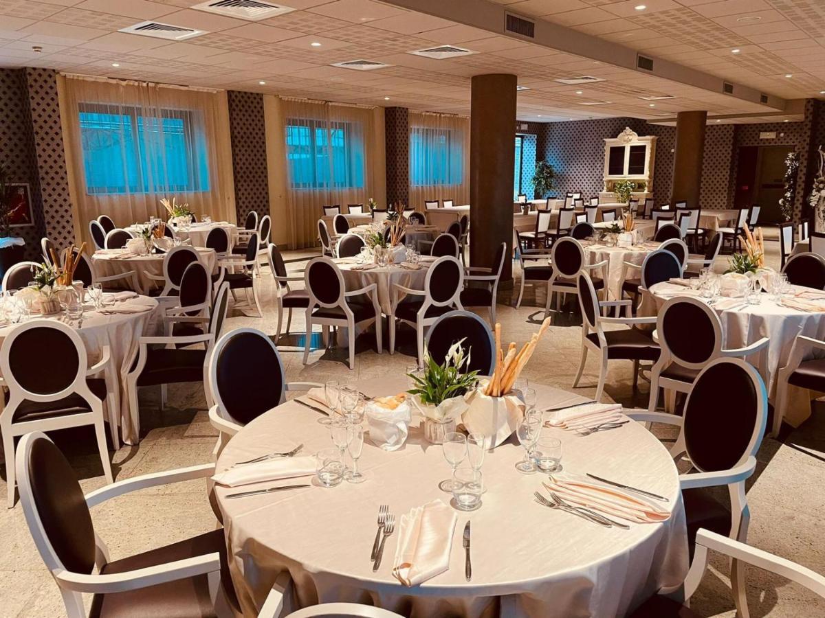 Hotel Parisi Никелино Екстериор снимка