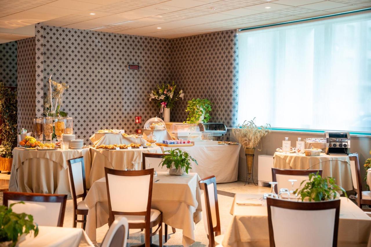 Hotel Parisi Никелино Екстериор снимка