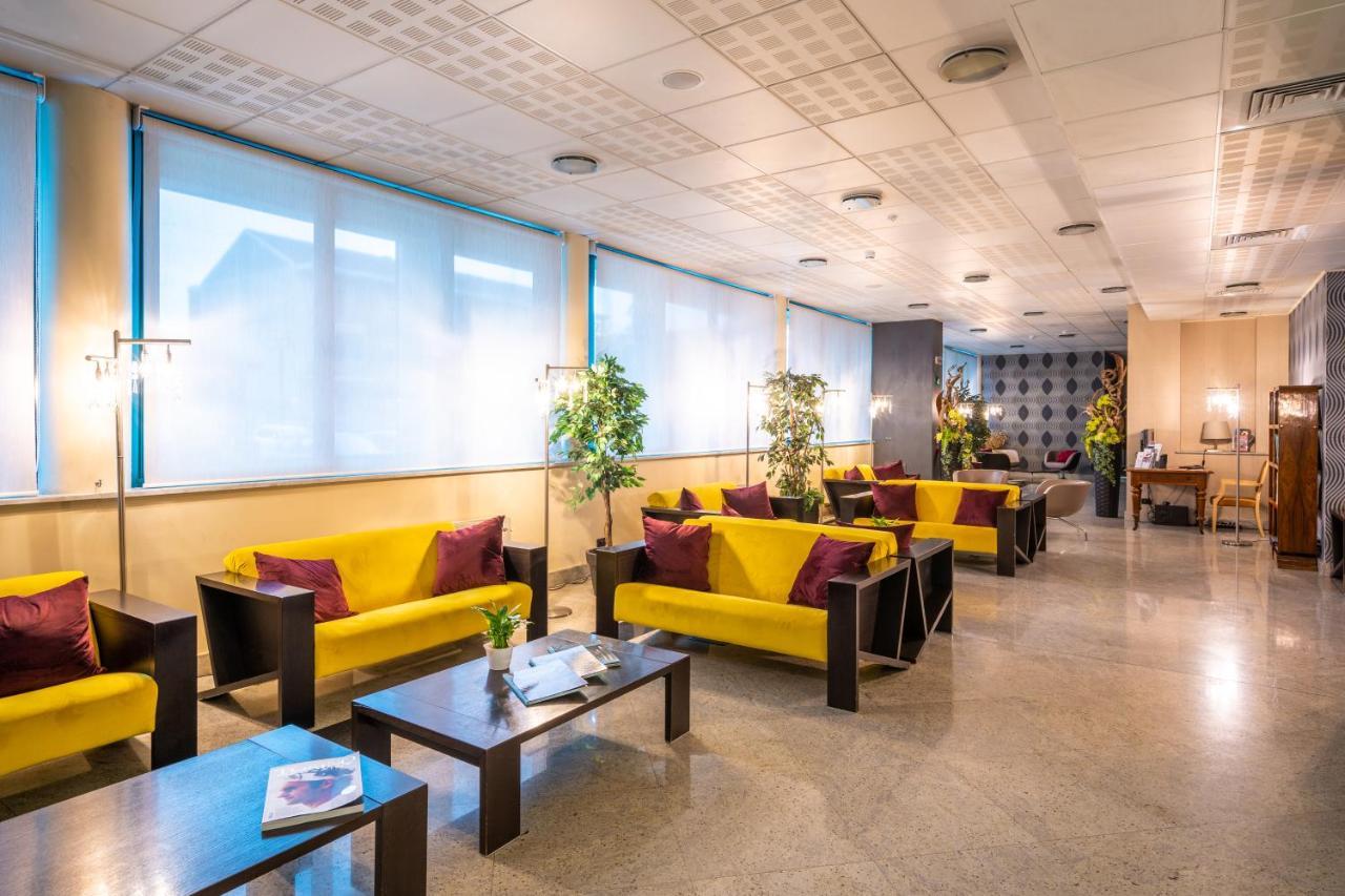 Hotel Parisi Никелино Екстериор снимка